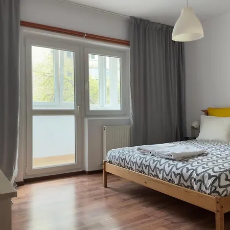 Apartment Modern With Reserved Parking Bucharest